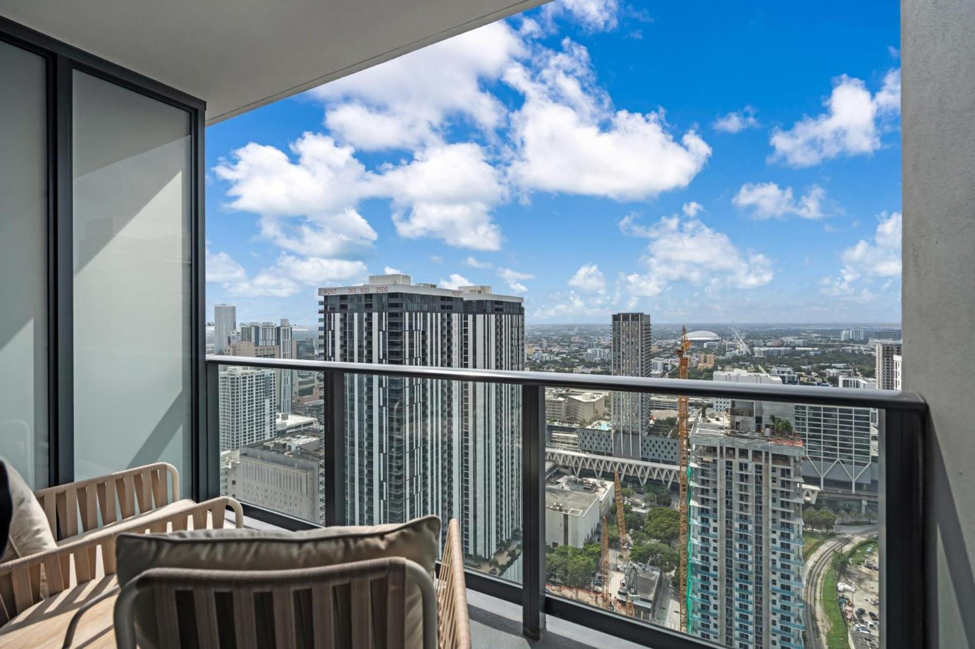 Modern 1Br Apartment With Breathtaking Views Heart Of Downtown Miami Exteriér fotografie